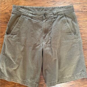 The North Face Men's Tan Flat Front Shorts